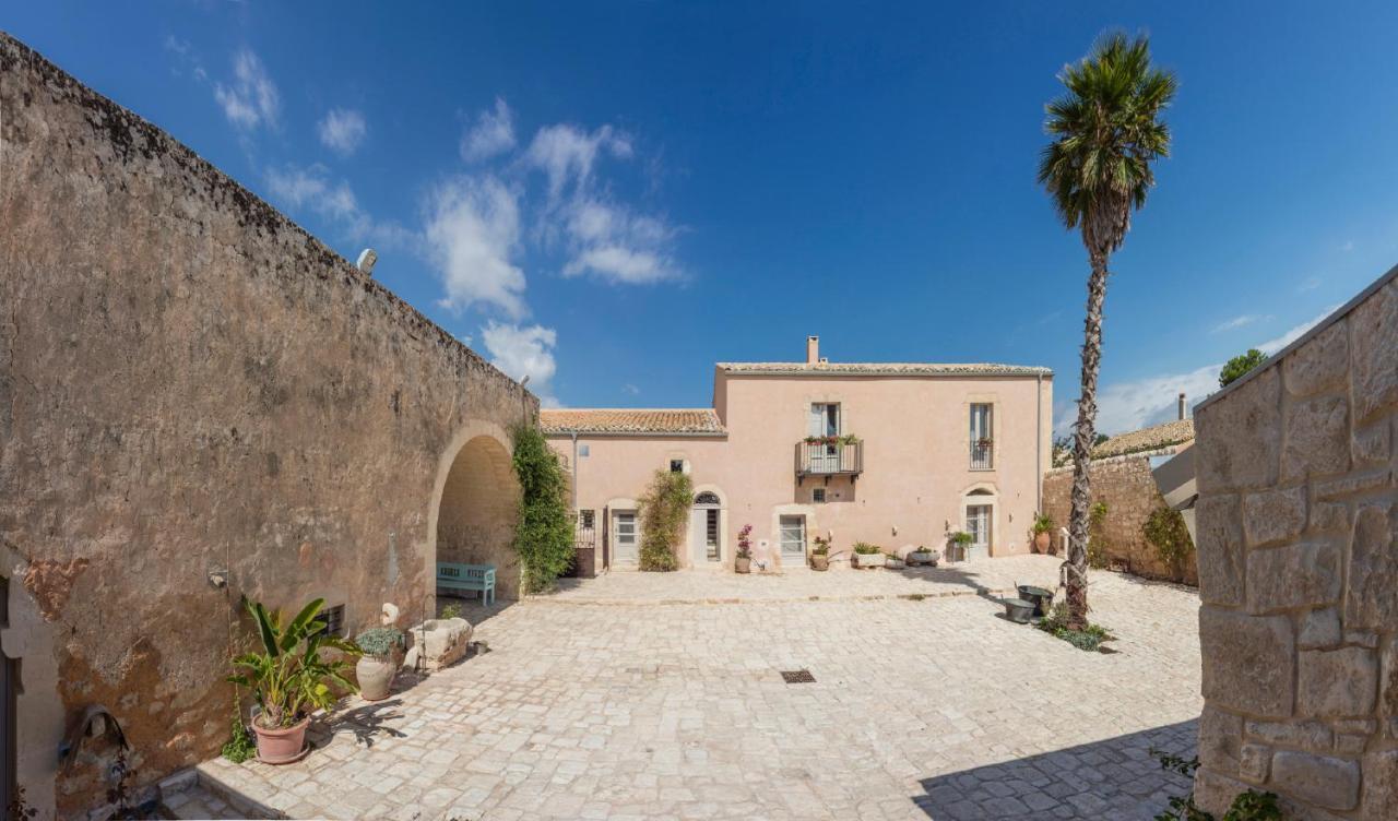 Terre Di Cavalusi Relais Casa de hóspedes Donnafugata Exterior foto